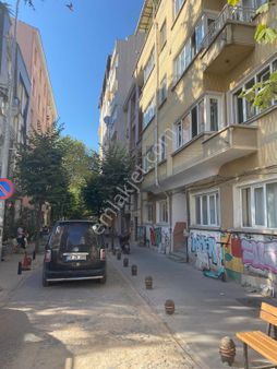 İstiklal Mahallesi - Adalar'ın Ortasında Kiralık 3+1