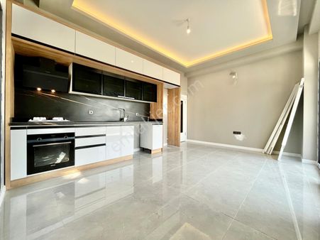 Gümüşden Geniş Bahçe Kullanım Sıfır Ultra Lüx Muhteşem 2+1 Daire