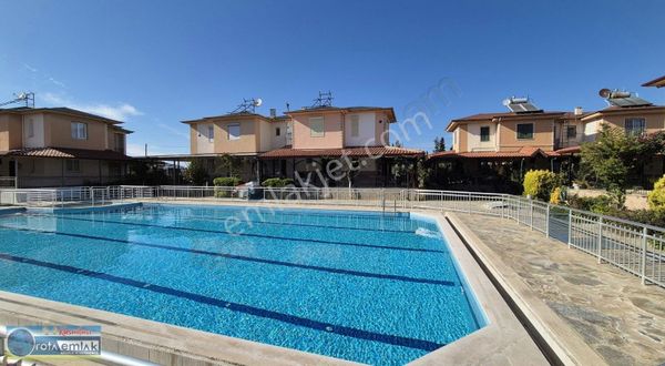 Rotadan Denize Yakın Havuzlu, Bahçeli, Güvenlikli 3+1 Villa