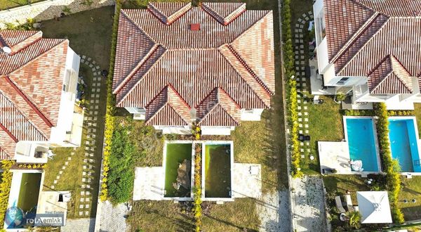 Özel Havuzlu 3+1 Sıfır Avm Ve Denize Yakın