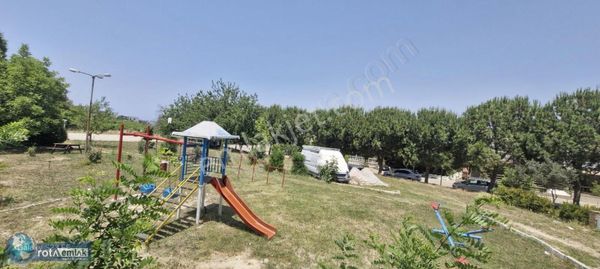 Kuşadası Soğucak Mahallesinde Satılık 3+1 Yazlık Villa