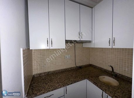 Rota'dan Kuşadası'nın Merkezinde 2+1 Ofis/büro/iş Yeri Daire