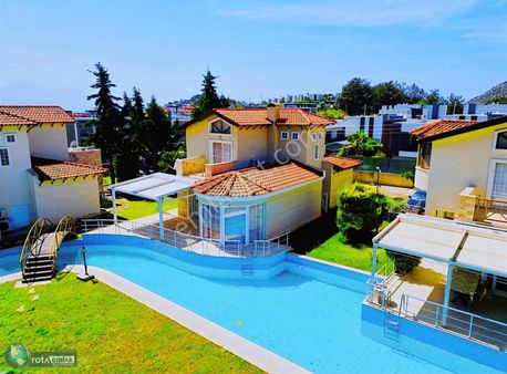 Rotadan Doğa İle İç İçe Müstakil Villalar