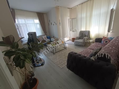 Avcılar Üniversite Mahallesi Metrobüse Komşu Satılık 2+1 Daire