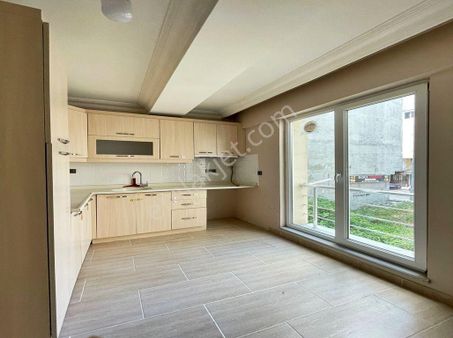 Başkent Yapı'dan 2+1 Metrobüse 7 Dk Ara Kat Daire