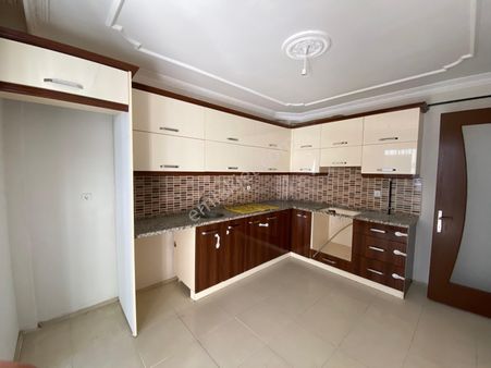 Mesken Emlaktan Yıldıztepe Mah 3+1 Doğalgazlı Kiralık Daire