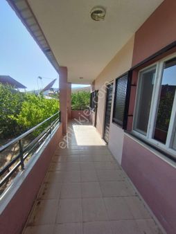 Çamardı 375m2 2+1 Etrafı Açık Manzaralı Ev