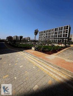 Kule 42 Emlak'tan Armarenk Sitesinde Satılık 4+1 Daire