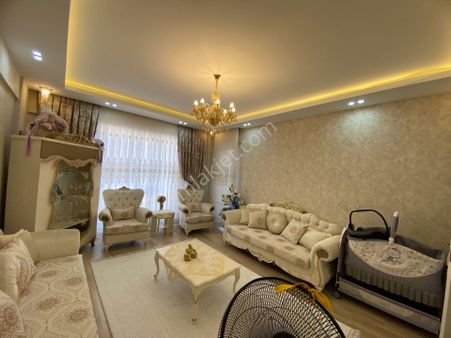 Mega Gayrimenkul'den Beykent'te 2+1 Ultra Lüx Satılık Daire...