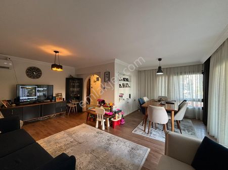 Alsancak Mimar Sinanda Masrafsız Kapalı Mutfaklı 3+1 110m2 ,balkonlu Satılık Fırsat Daire !