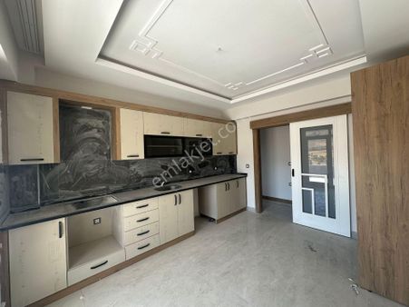 Göktürk'de Fırsat Sıfır 2+1 Daire