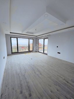 Aydın Emlak Emecende 165m² 3+1 4.kat Deniz Manzaralı