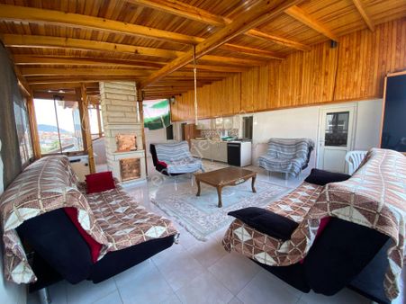 Altınoluk İlkbahar'dan Denize 200mt Mesafede Isı Pompalı 3+2 Geniş Teras Dublexi