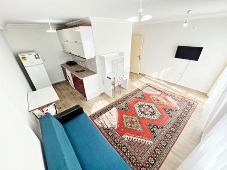 Kz Grup'tan Bahçelievlerde 1+1 45m2 Arakat Doğalgaz Dahil Eşyalı Kiralık Apart