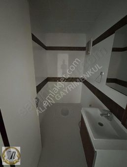 Alfin Gayrimenkul'den İstanbul Park'da Kiralık 4+1 Daire