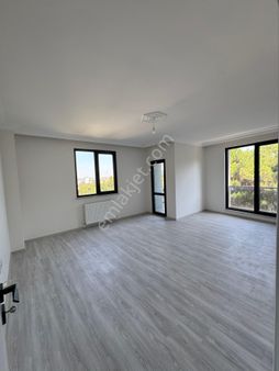 Sancaktepe De Orman Ve Doğa Manzaralı Muhteşem 3+1 Sıfır Daire