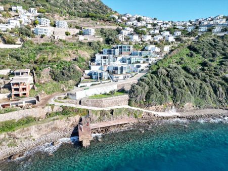 Agr Group'tan Havuzlu Plajlı Site İçerisinde 4+1 Villa !