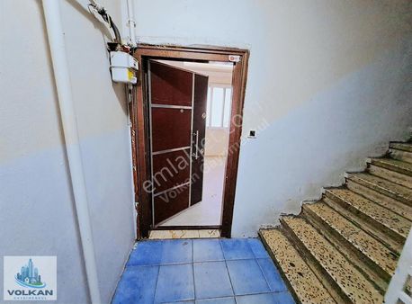 Esentepe Mah 2+1 95m2 Masrafız Balkonlu Fırsat Yüksek Giriş