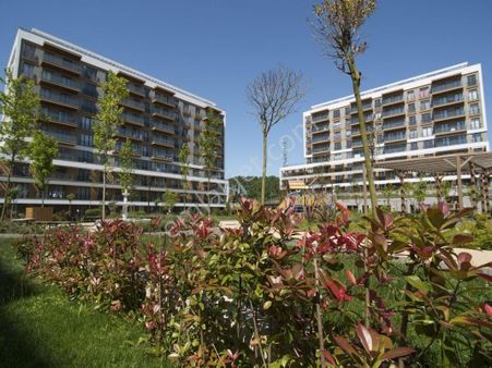 Sur Yapı İlkbahar Sitesi'nde Peyzaj Manzaralı 2+1 Kiralık Daire