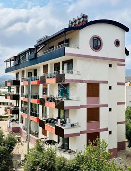 Pazarcı Mahallesinde Özel Yapım 200 M2 Dubleks Daire