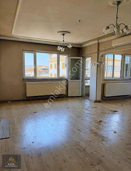 Adil Gayrimenkulden Bozdoğan Petrol Civarı Satılık Daire