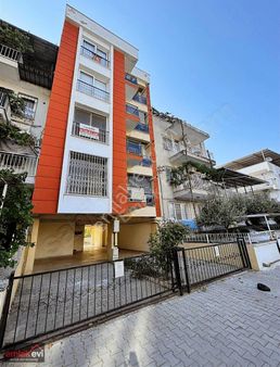 Emlak Evi'nden Fatih Mahallesinde Kiralık Kombili Geniş 2+1