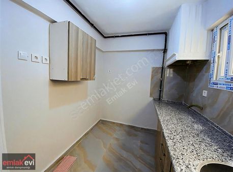 Emlak Evi'nden Ssk Hastanesi Karşısında Full Tadilatlı Kiralık