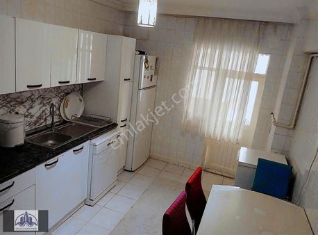 Demetevler Göbek Lokasyon Katta 120m2 Eşyasız Teslim Edilecek