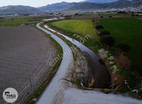 Pinus Gayrimenkul'den //park Bergama Karşısı'nda 17.827 M2 Tarla