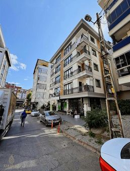 Süper Konum Taşdelen T.özal Cad. Üzerinde Satılık 2+1 Daire