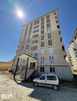 Arz Emlaktan Satılık 3+1 Fırsat Daire