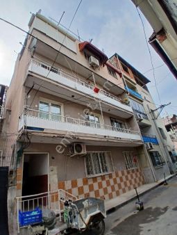 Komple Satılık 4 Kat 95 M2 2+1 Daireler