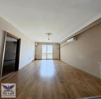 Lüks Aile Sitesinde Sosyal Tesisli Ulaşıma 10.dk 1+1 Satılık !