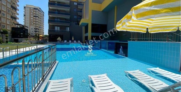 Alanya Mahmutlar'da Satılık 2+1 Site İçi Havuzlu Daire