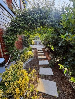 Özdere'de Kiralık Havuzlu Çiftlik Evi 2.940 M2 Arazi İçinde