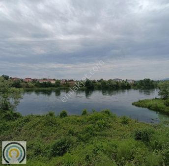Çarşamba Yeşilırmak Kıyısında Satılık Ticari İmarlı Arsa