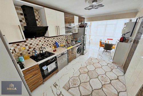 Esertepe Cadde Üzerinde Ovacık Bulvara 5dk 3.kat Ferah 3+1 Daire