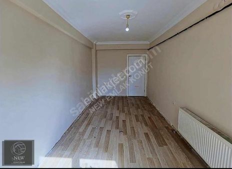 New Emlak'tan Anadolu Üniversitesine 5 Dakika Kiralık 1+1 Apart