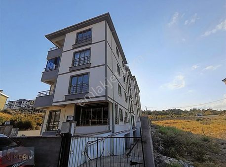 Kerim'den Ayvacık'da Satılık Çamlık Bölgesinde 2+1 Daire