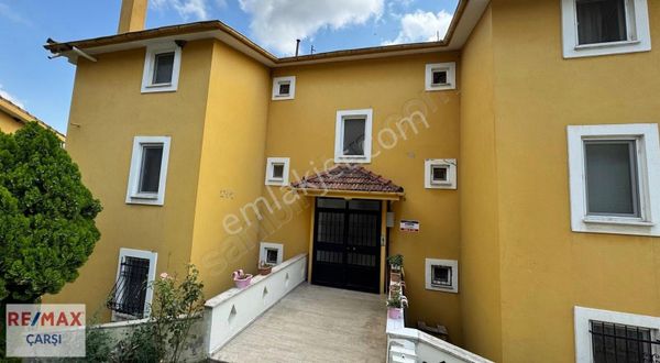 Doğa Manzaralı Havuzlu Sitede Satılık 2+1