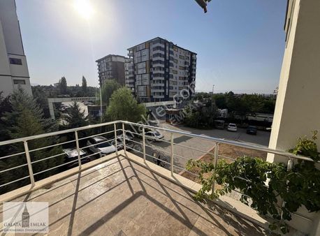 Tecde Ana Cadde Üzerinde Kiralık Daire