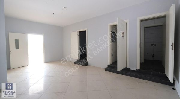 3.566 M2 Kapalı Alan + Teraslı Doğukent Bulvarına Cephe Dükkan