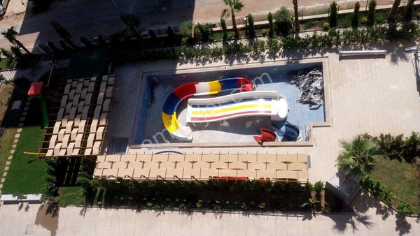 Aquaparklı Kapalı Yüzme Havuzlu Sosyal Donatılı 1+1 Açık Mutfak