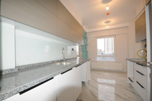 Marvel Kayseri // Arven Flora A Blokta Arakat Yapılı Doğu Güneybatı