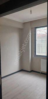 Karlıbayırda Sitede Lüx 2+1 Giriş Kat Otoparklı Daire