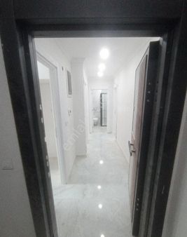 1.69 Krediyle Arnavutköy Bolluca'da Satılık Ebeveyn Banyolu Lüks 2+1 Kat Daire