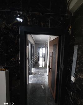 Karlıbayırda Sitede Lüx 2+1 Giriş Kat Daire Otoparklı