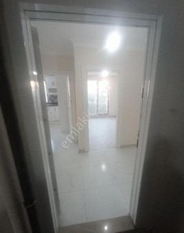 1.69 Krediyle Arnavutköy Bolluca'nın Merkezinde Satılık 2+1 Ara Kat Daire