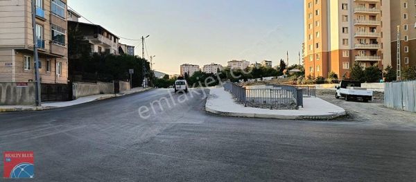 Pendik Kavakpınar Sitede Arakat Satılık 2+1 Daire