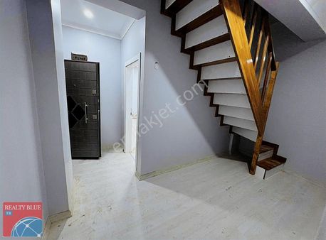 Sultanbeyli Turgut Reis Mah 2+1 Satılık Dubleks Daire